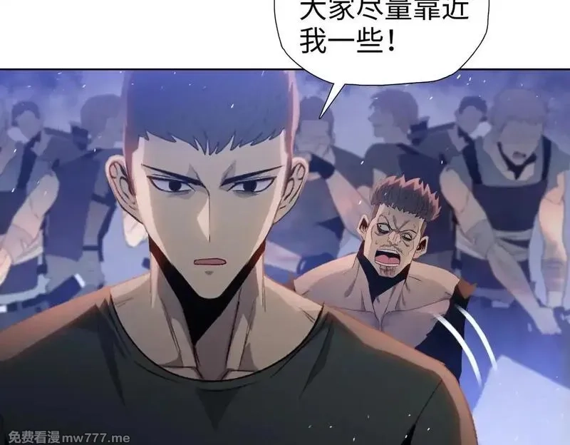 末日狠人：开局囤积万亿物资,第47话 我绝不会让你们过去！,第42张